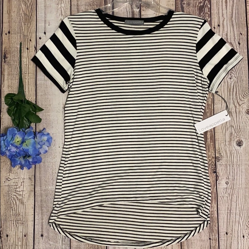 Loveappella Short Sleeve Stripe Blouse Crew Neck